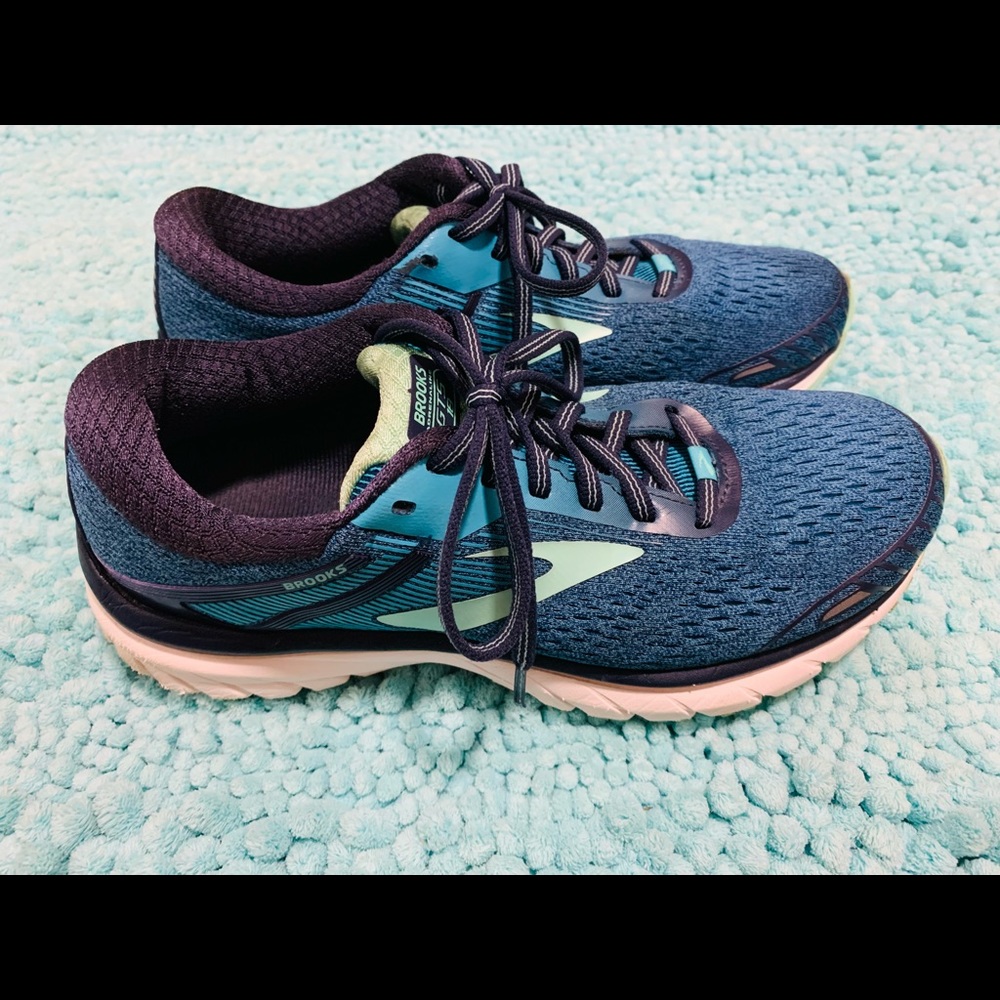Brooks Adrenaline GTS 18